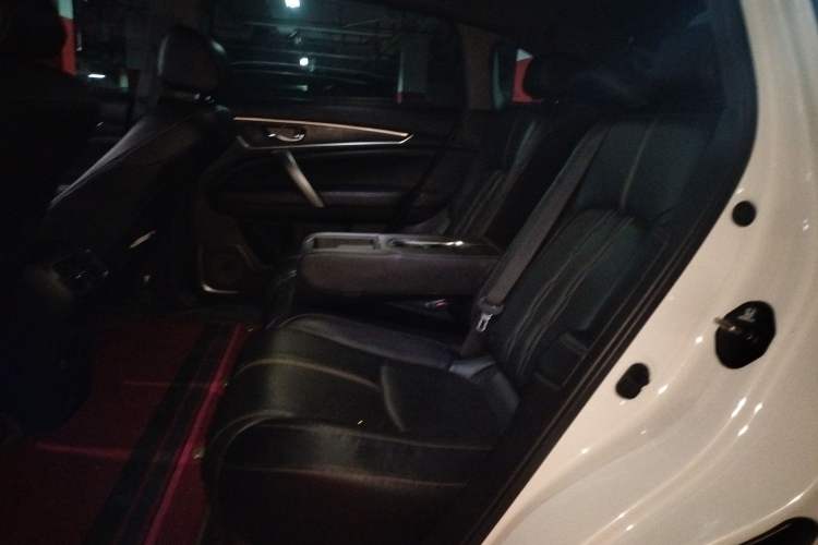 Used Honda UR-V 2020 370TURBO Two-Wheel Drive Luxury Edition
