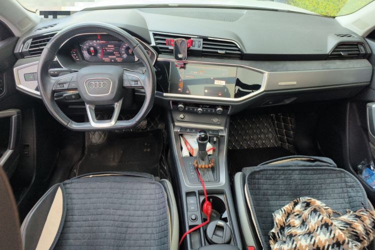 Used Audi Q3 2021 35 TFSI Fashion Dynamic Model