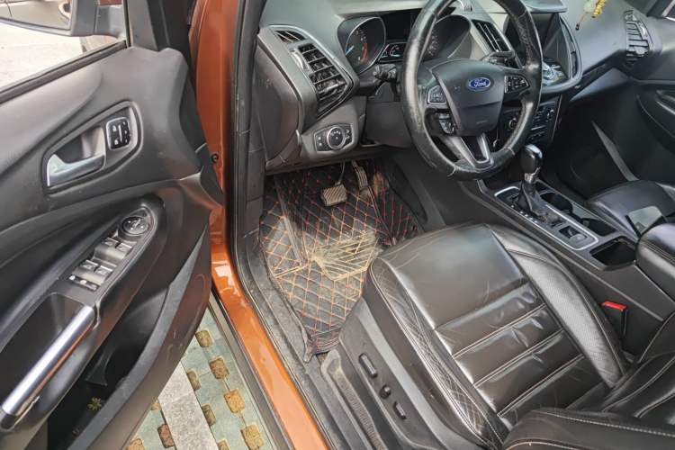 Used Ford Kuga 2017 EcoBoost 245 4x4 Prestige Edition Driver Seat