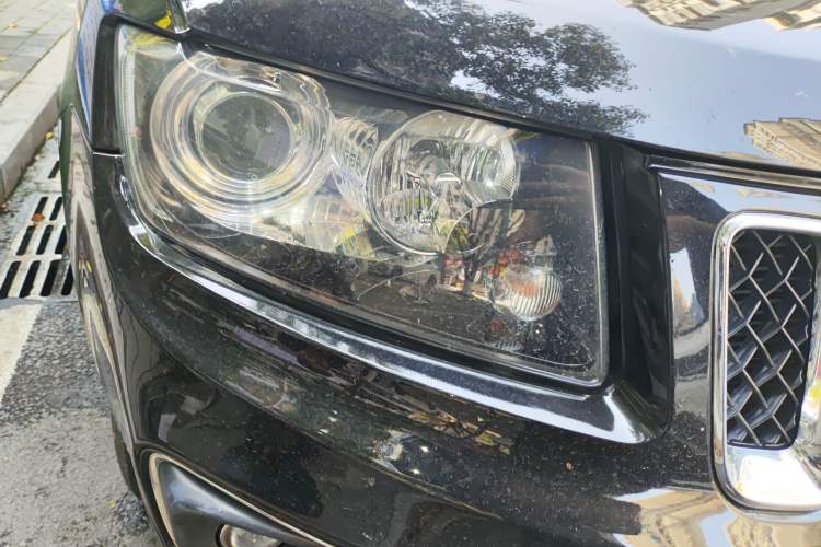 Used Jeep Compass 2014 Revised Version 2.4L Four-Wheel Drive Comfort Edition Right Front Headlight