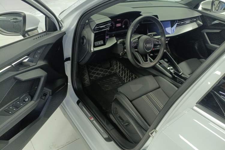 Used Audi A3 2021 Sportback 35 TFSI Fashionable Sports Model Driver Seat