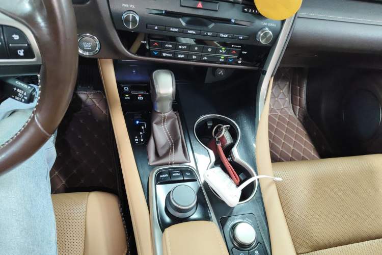 Used Lexus RX 2016 300 4x4 Elegant Edition China V-standard Gear Lever