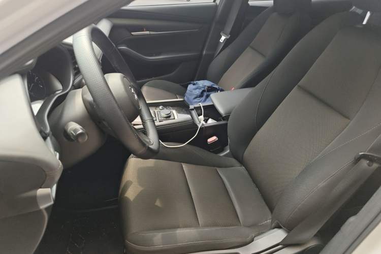 Used Mazda 3 Axela 2020 1.5L Automatic ZhiMei Edition
