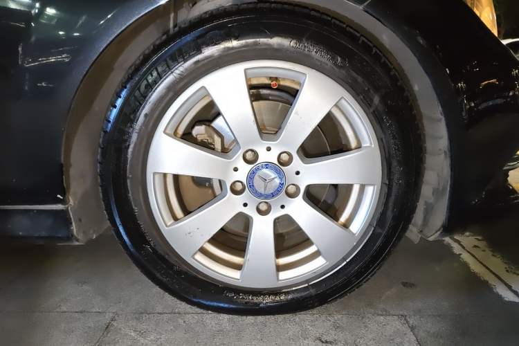 Used Mercedes-Benz C-Class 2010 C 180K Classic model
