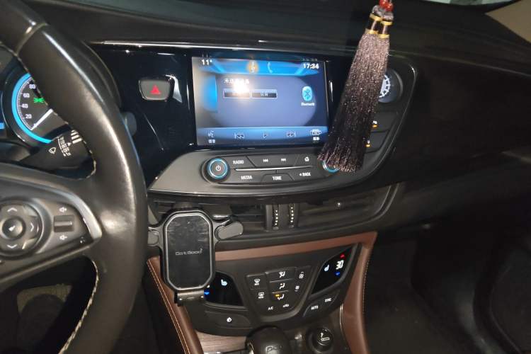 Used Buick Envision 2016 20T Two-Wheel-Drive Elite Model
