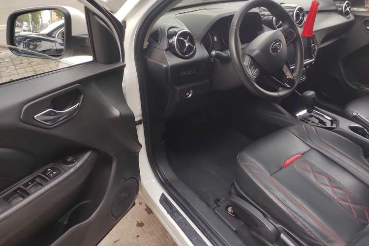 Used Soueast DX3 2018 1.5T CVT Flagship Edition
