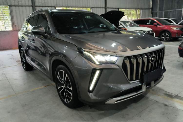 Used GAC Trumpchi GS4 PLUS 2022 270T Automatic Galaxy Edition Front Right 45 Deg