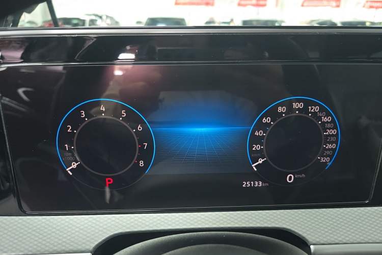 Used Volkswagen Tavendor 2024 380TSI All-Wheel-Drive R-Line Cruise Premium Edition Instrument Cluster