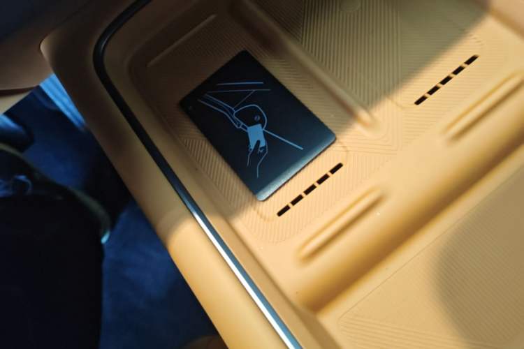 Used Li Auto i6 2025 Model Two-Wheel-Drive Standard Type Vehicle Key