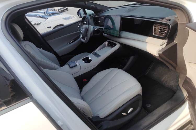 Used BYD Sealion 06 New Energy 2025 Model EV 605 Navigation Pro Edition
