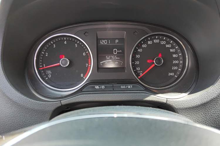 Used Volkswagen Polo 2016 1.6L Automatic Comfort Model