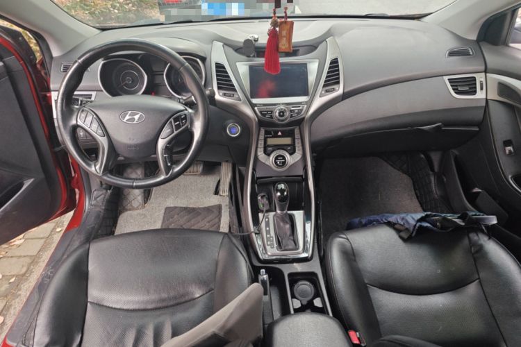 Used Hyundai Elantra (5th Generation / Langdong) 2015 1.6L Automatic Luxury Model Center Console