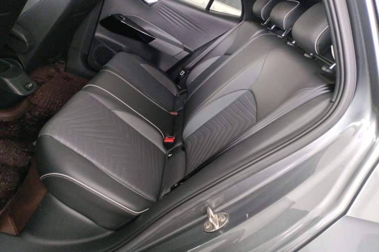 Used Volkswagen ID.3 2023 Upgraded Model Pure Intelligent Enjoyment Version Left Rear Seat