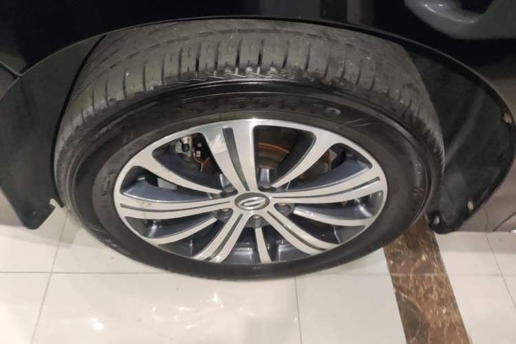 Used GAC Trumpchi M8 2018 320T Luxury Edition Left Front Wheel Hub