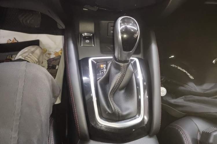 Used Nissan Qashqai 2023 Classic 2.0L CVT XV Comfort Edition Gear Lever