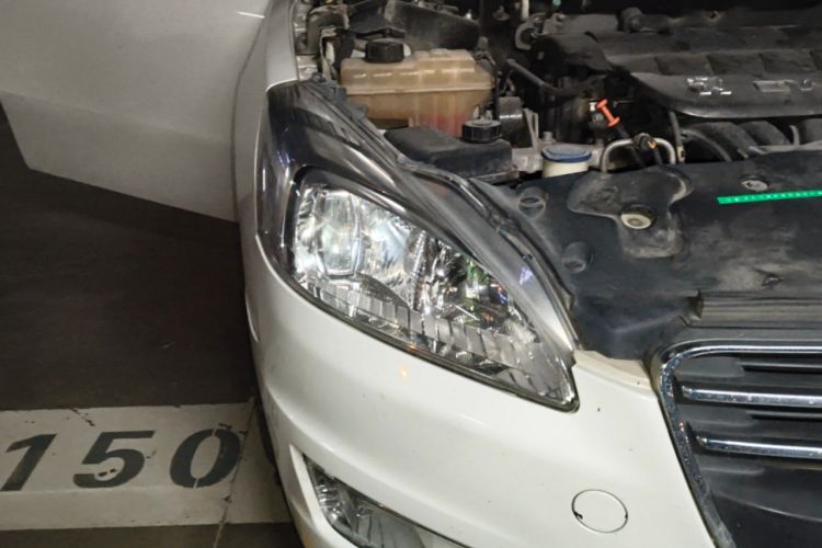 Used Peugeot 508 2013 2.0L 2nd Anniversary Edition with Automatic Sunroof – Classic Version Right Front Headlight