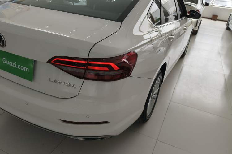 Used Volkswagen Lavida 2022 1.5L Automatic Comfort Edition