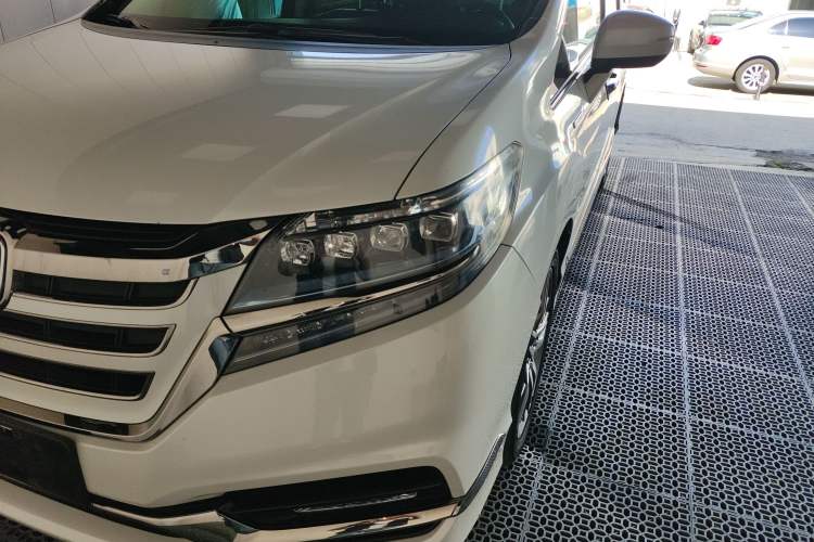 Used Honda Elysion 2019 2.0L Hybrid Luxury Edition Left Front Headlight