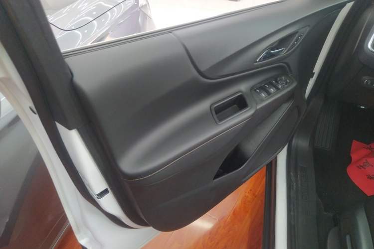 Used Chevrolet Equinox 2018 535T Automatic YuJie Edition