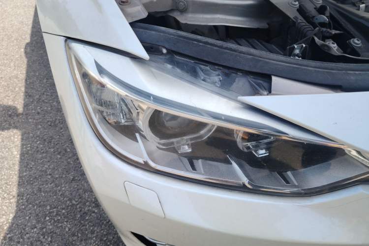 Used BMW 3 Series 2013 Facelifted 320Li Luxury Design Package
