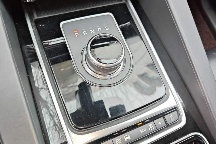 Used Jaguar F-PACE 2018 2.0T Four-Wheel Drive Urban Luxury Edition