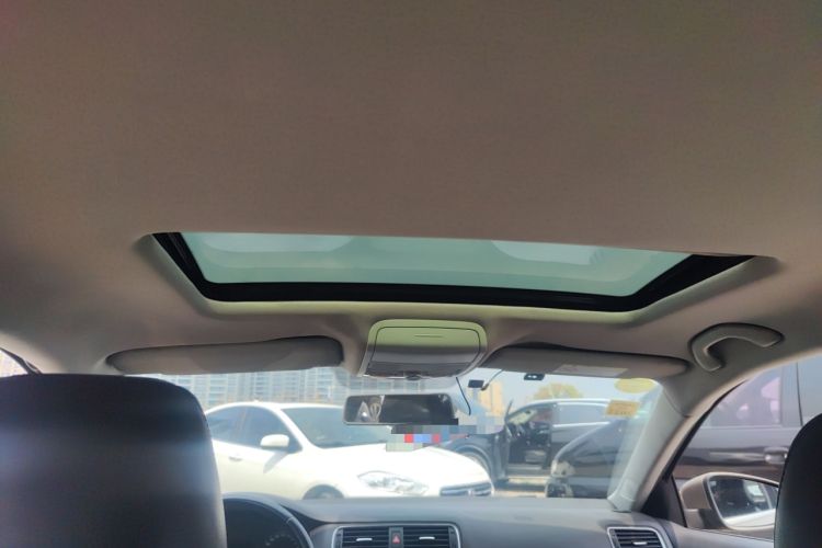 Used Volkswagen Sagitar 2014 Revised Version 1.6L Automatic Leading Edition Headliner