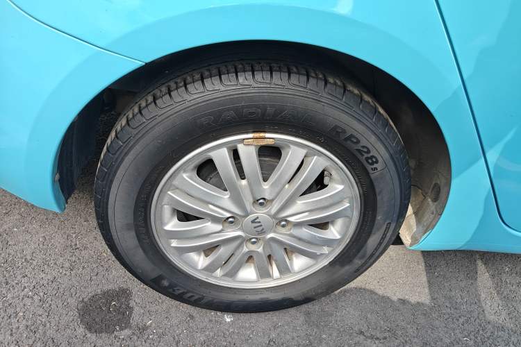 Used Kia K2 2012 Sedan 1.4L MT GLS Commemorative Edition
