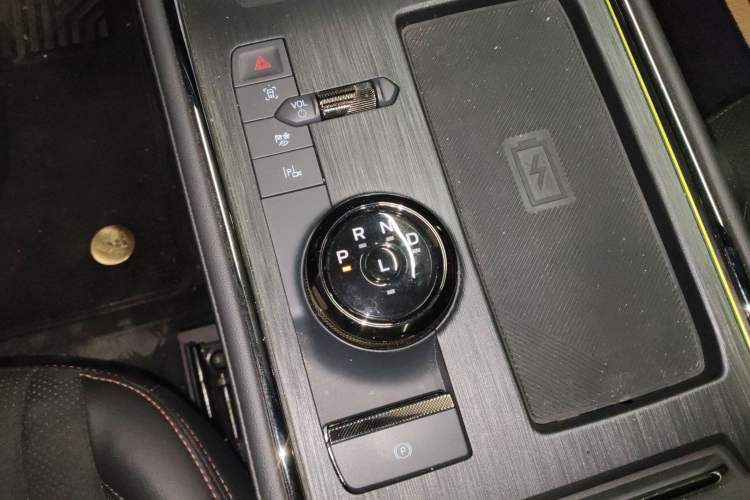 Used Ford Mondeo 2025 2.0T EcoBoost E Hybrid Sport Edition ST-Line
