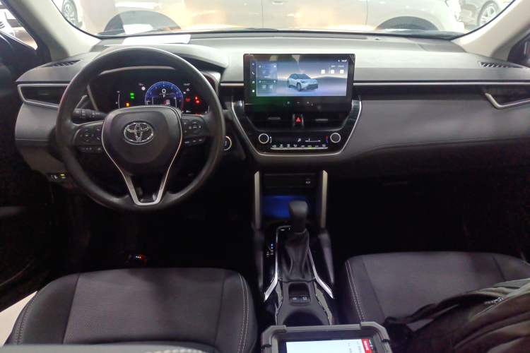 Used Toyota FRONTLANDER 2024 2.0L CVT Leading Plus Edition