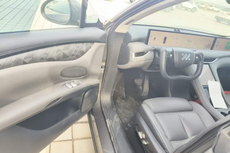 Used IM LS6 2023 Max Standard Edition