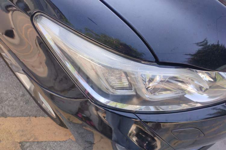 Used Toyota Crown 2015 2.0T Fashion Edition
