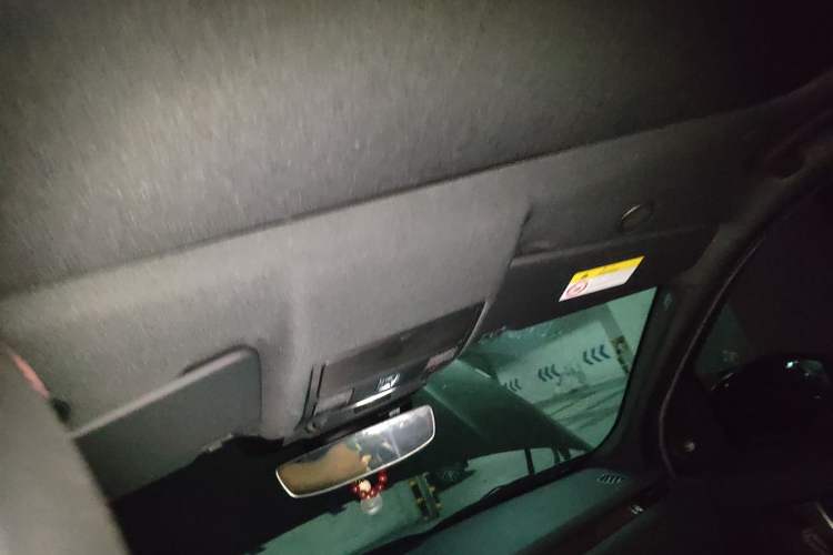 Used Land Rover Discovery Sport 2022 Revised Version 249 PS R-Dynamic S Performance Edition 5 Seats Headliner