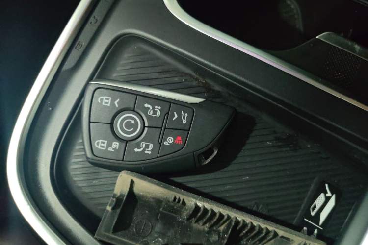 Used Buick Century 2023 2.0T Six-Seater Yinshi Edition