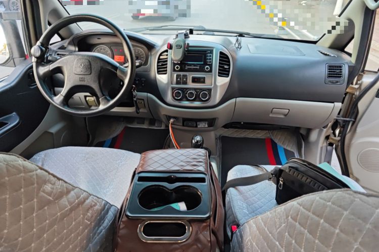 Used FORTHING Lingzhi 2015 M3 1.6L 7-Seater Luxury Model
