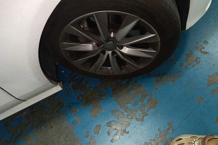 Used Audi A7 2017 35 TFSI Fashion Model Right Front Wheel Hub