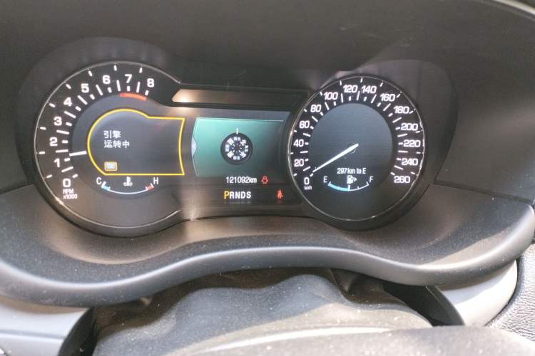 Used Lincoln MKC 2014 2.0T Four-Wheel Drive Luxury Edition Odometer Close Up