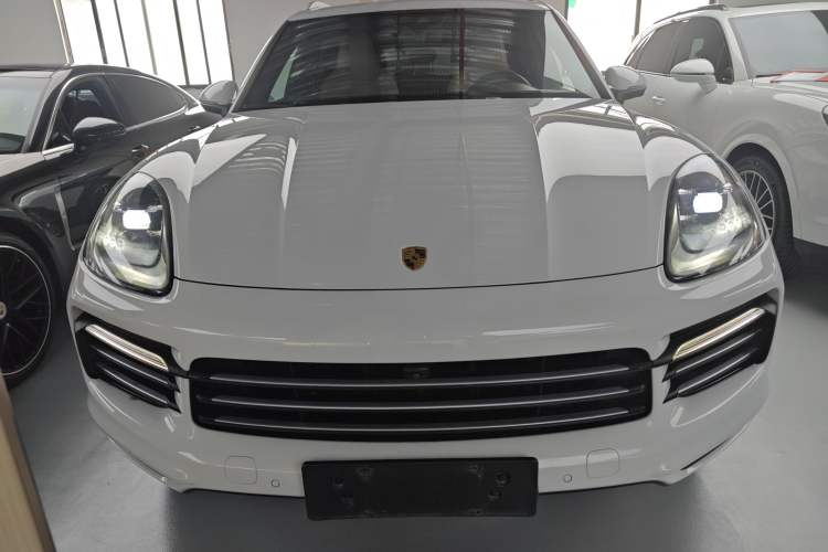 Used Porsche Cayenne E-Hybrid 2021 Cayenne E-Hybrid 2.0T Front