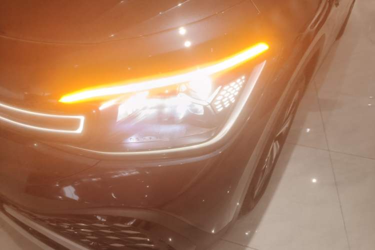 Used Volkswagen ID.6 CROZZ 2022 Long-Range PURE+ Edition
