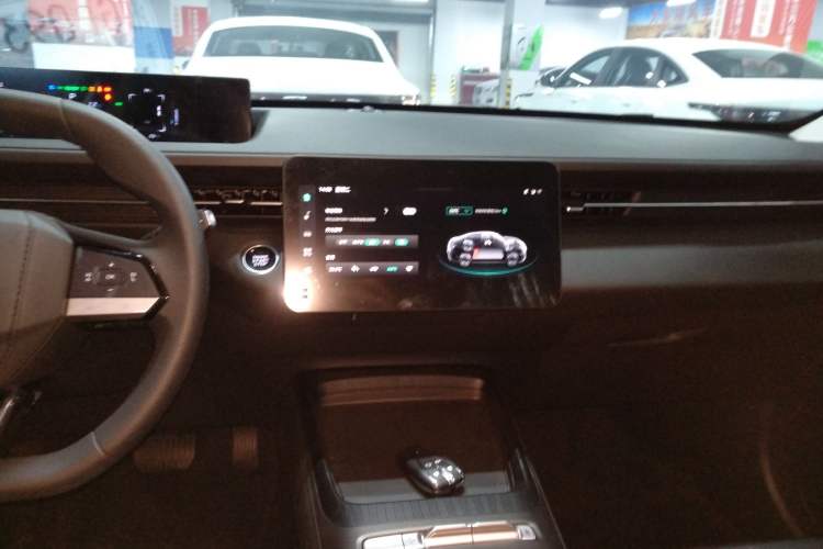 Used CHANGAN OSHAN 520 2025 Standard Edition
