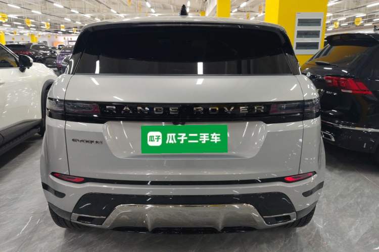 Used Land Rover Range Evoque 2024 Aurora L 249 PS Prestige Light-Chasing Edition
