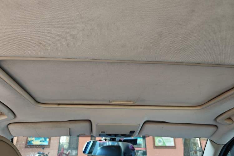 Used Ford Mondeo 2004 2.0L Deluxe Edition
