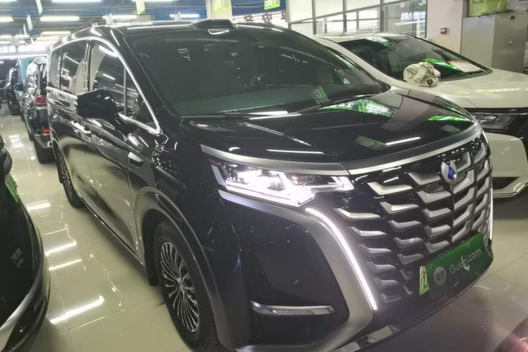 Used Denza D9 2025 Model DM-i Four-Wheel Drive Prestige Edition
