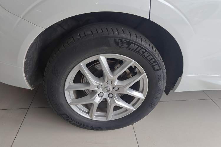 Used Volvo XC60 2019 T5 4x4 Smart Edition China V Standard