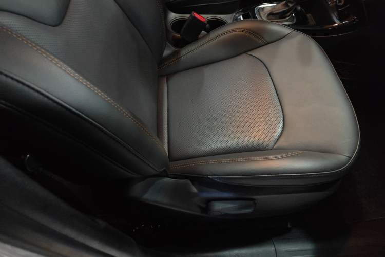 Used Jeep Compass 2019 220T Automatic Family Edition
