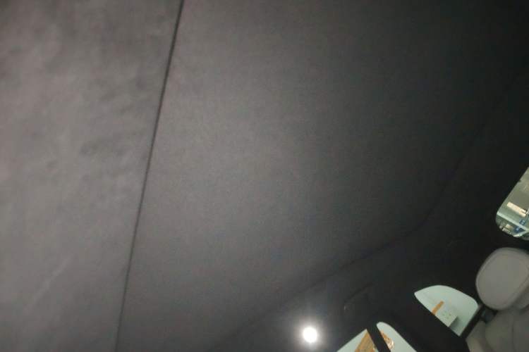 Used Nio ES6 2024 75 kWh Headliner