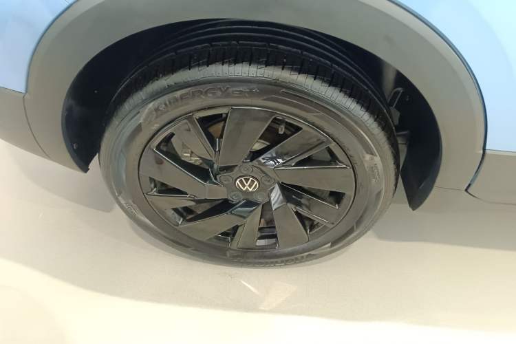 Used Volkswagen Tharu 2025 NewRui 300TSI Prestige Edition Right Rear Wheel Hub