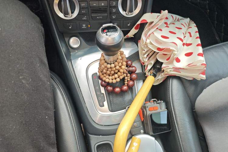 Used Audi Q3 2015 35 TFSI Ambition Edition Gear Lever