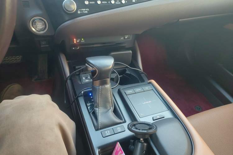 Used Lexus ES 2020 200 Excellence Edition
