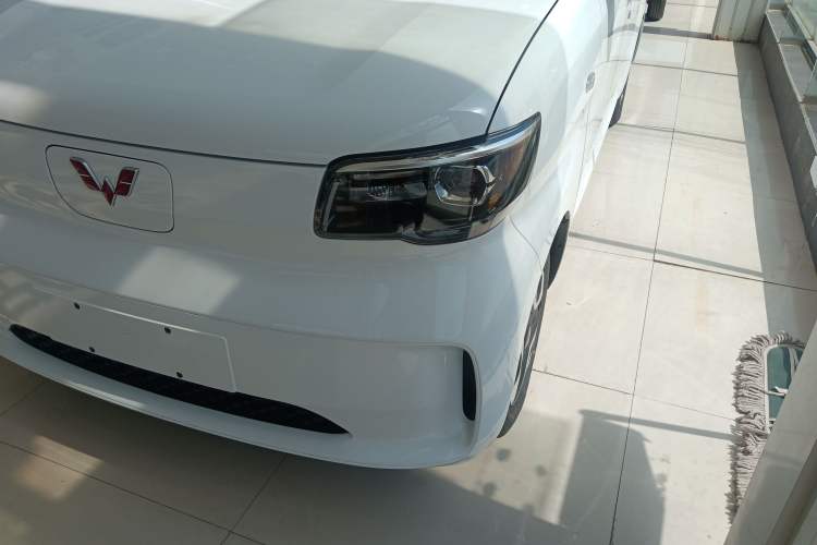 Used Wuling Zhiguang New Energy 2025 Comfort Model Left Front Headlight