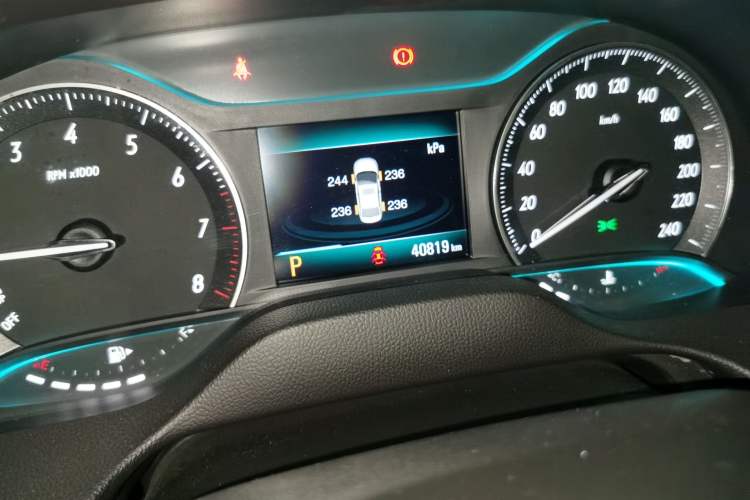Used Buick GT 2019 15T Dual-Clutch Connected Elite Version China V Standard Odometer Close Up